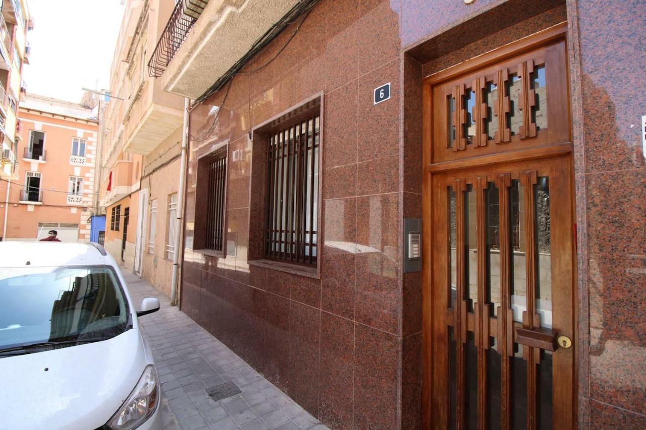 Big Apartment With Unique Patio Near Santa Barbara Castle Alicante Exterior foto